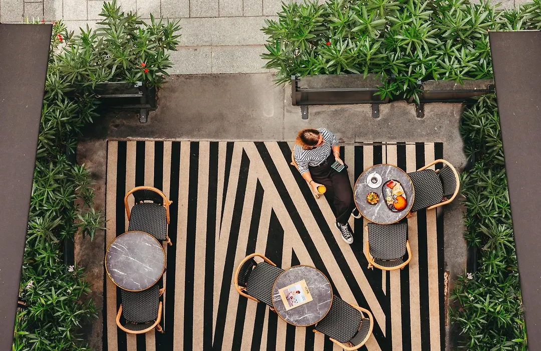 Snob Hotel-1
